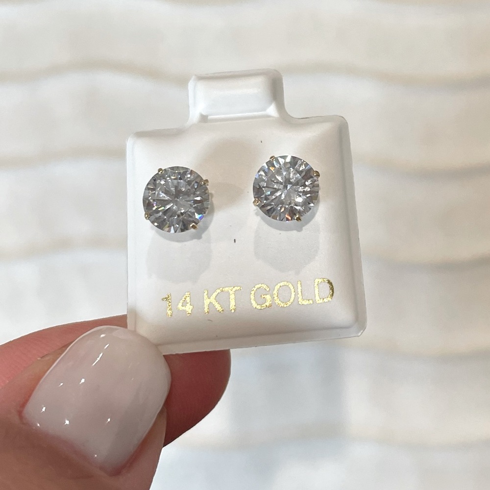 14k Gold 2.0ctw Simulated Diamond Studs
